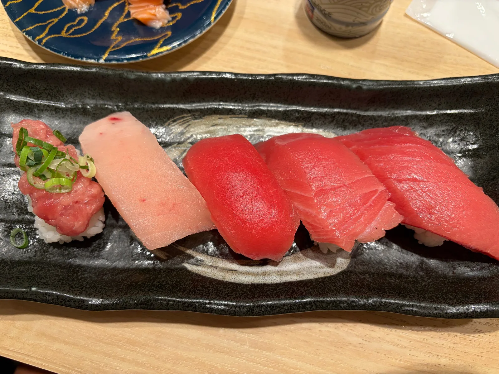 Daiki Suisan Conveyor Belt Sushi Osaka - photo 5 by לורן בן אפרים