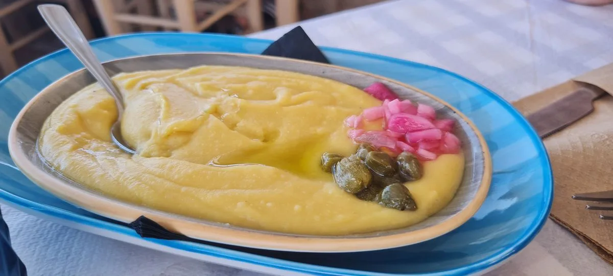 Fava with Pita Bread