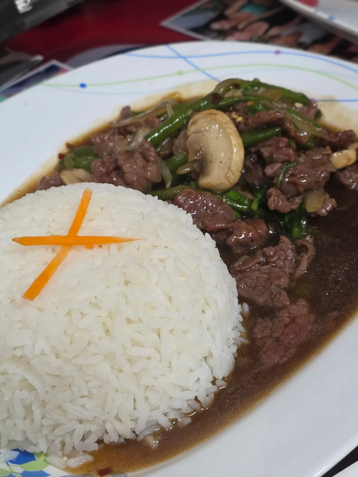 Stir-fried Beef with Green Beans and Mushrooms